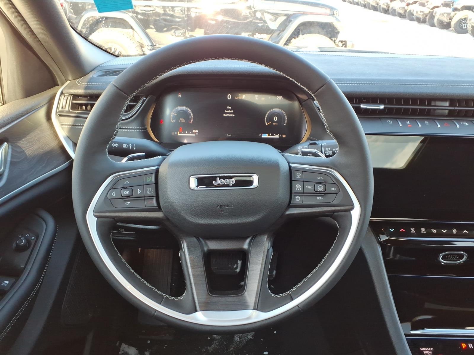 2026 Jeep Grand Cherokee Laredo - Photo 8