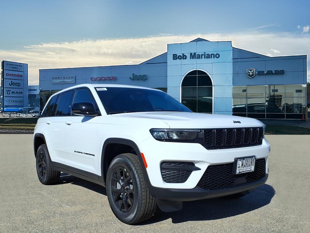 2025 Jeep Grand Cherokee Altitude's photo