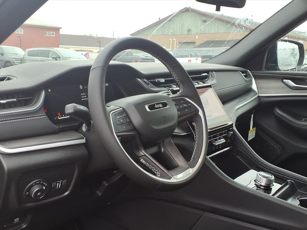 New 2025 Jeep Grand Cherokee L Limited Sport Utility