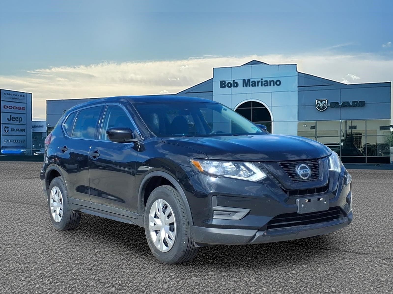 2019 Nissan Rogue S AWD's photo