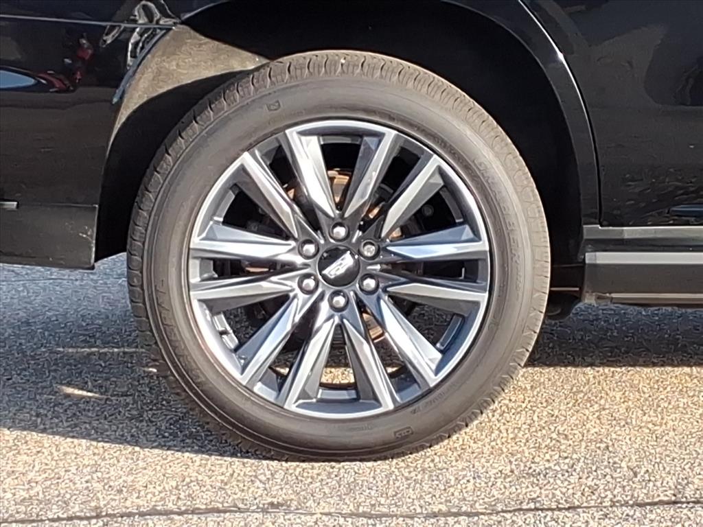 2022 Cadillac Escalade Sport photo 2