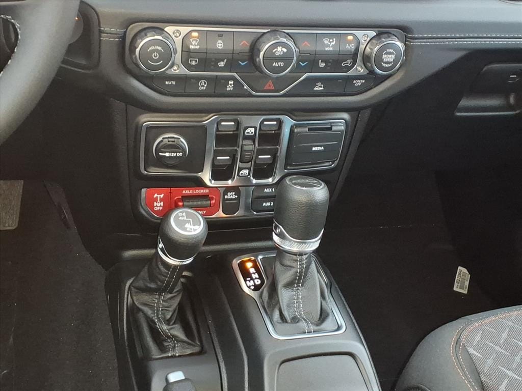 2026 Jeep Gladiator Mojave - Photo 9