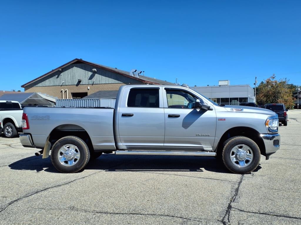 3C6UR5CJ1NG120005