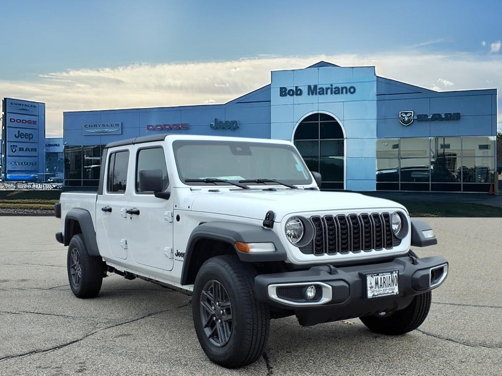 New 2025 Jeep Gladiator Sport S Pickup