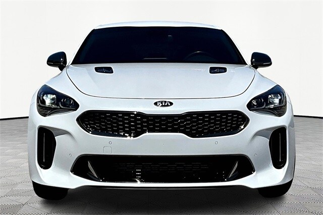2021 Kia Stinger GT photo 3