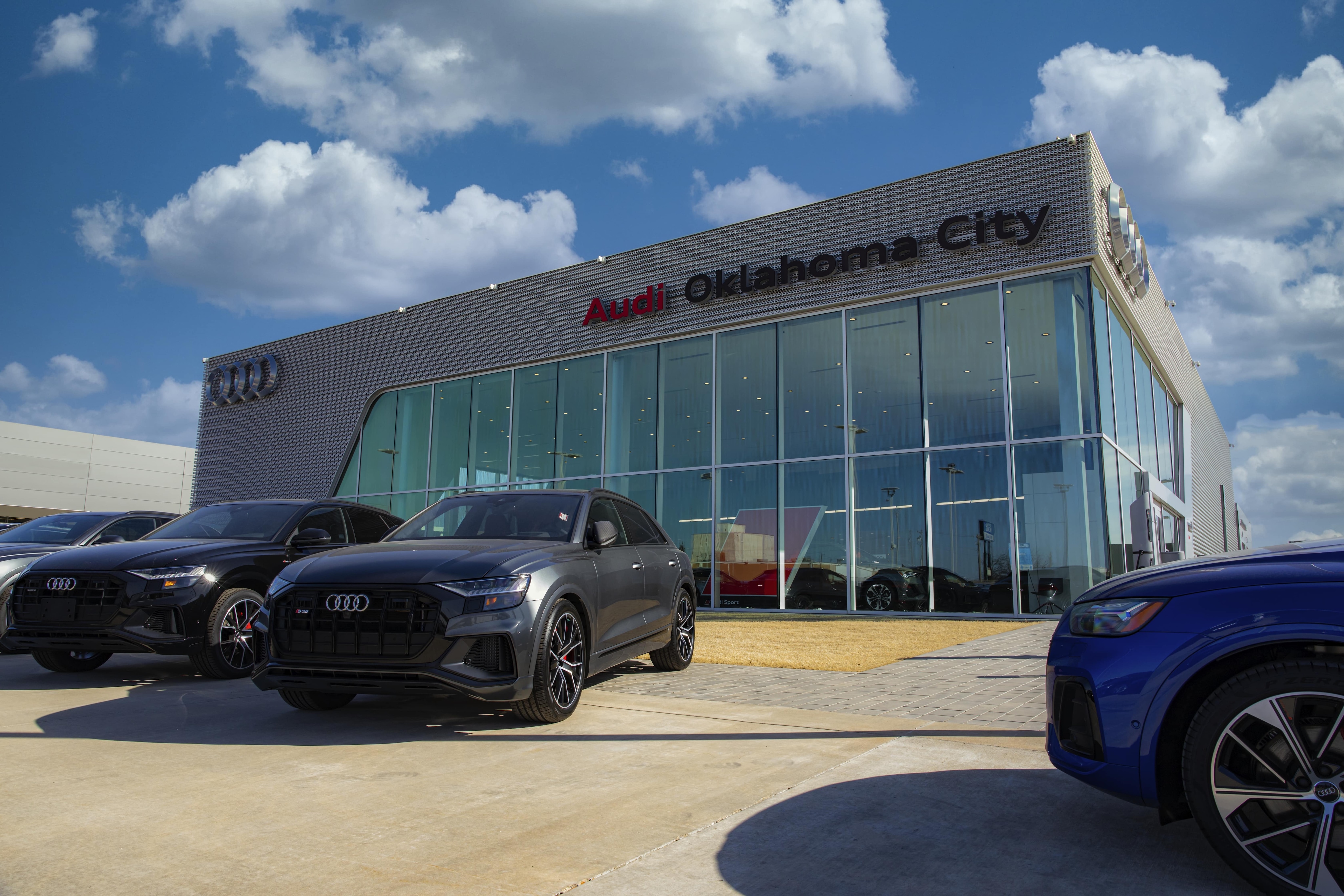 The Audi Oklahoma City Dealership is available to drivers from Edmond and Norman, OK.