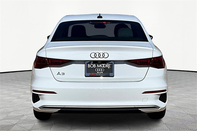 2022 Audi A3 40 Premium photo 4