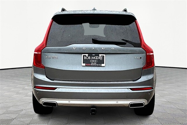2019 Volvo XC90 T6 Momentum photo 4