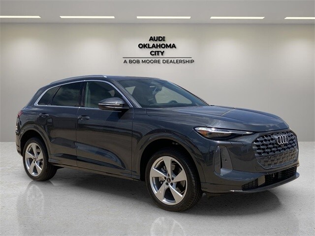 2025 Audi Q5 2.0T Premium Plus photo 3