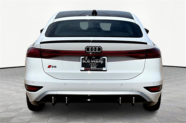 2025 Audi S6 Prestige photo 2