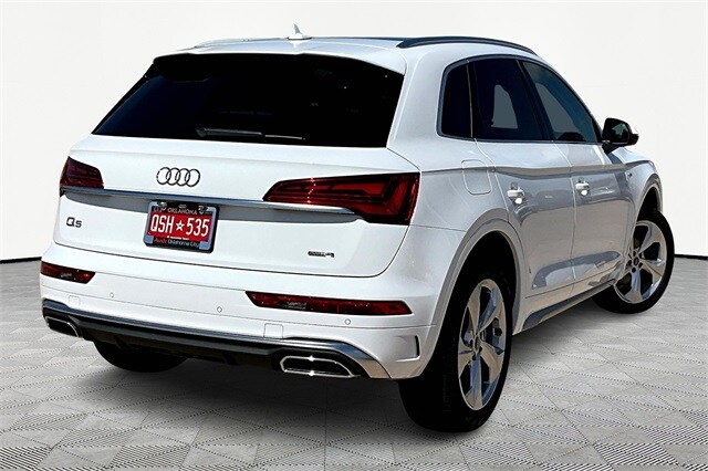 2025 Audi Q5 45 S line Premium Plus photo 2
