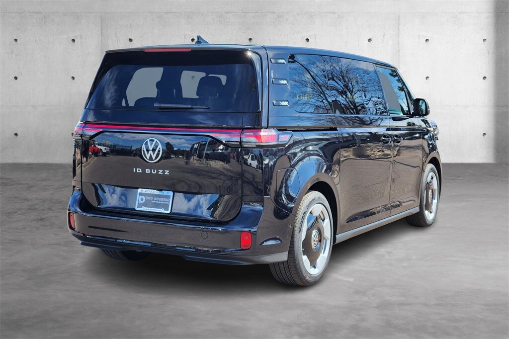 2025 Volkswagen ID. Buzz Pro S photo 3