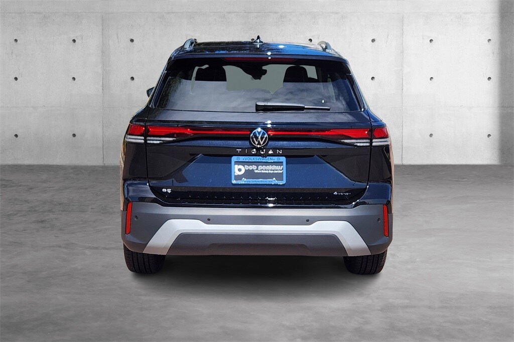 2025 Volkswagen Tiguan SE photo 3