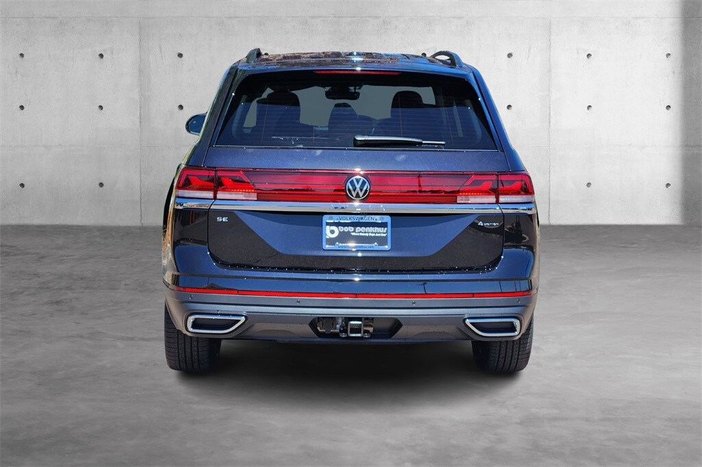 2025 Volkswagen Atlas Peak Edition SE photo 3
