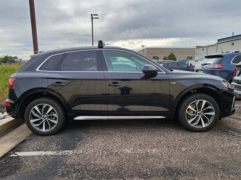 2023 Audi Q5 45 S line Premium photo 2
