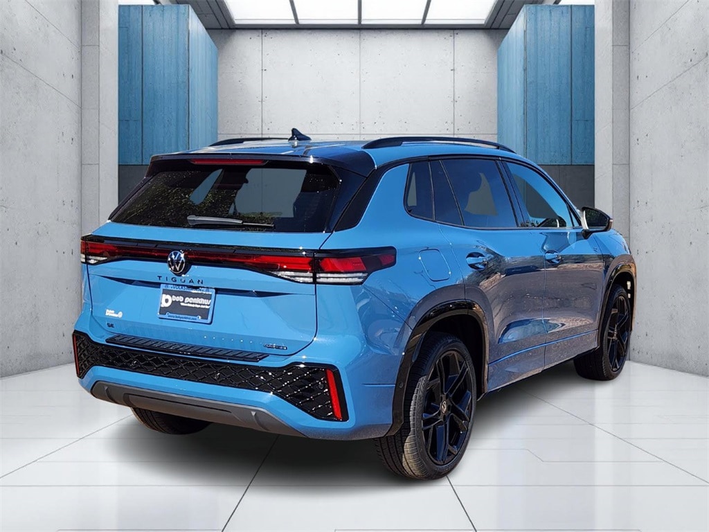 2025 Volkswagen Tiguan SE R-Line Black photo 3