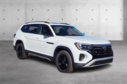 2025 Volkswagen Atlas 2.0T Peak Edition SUV