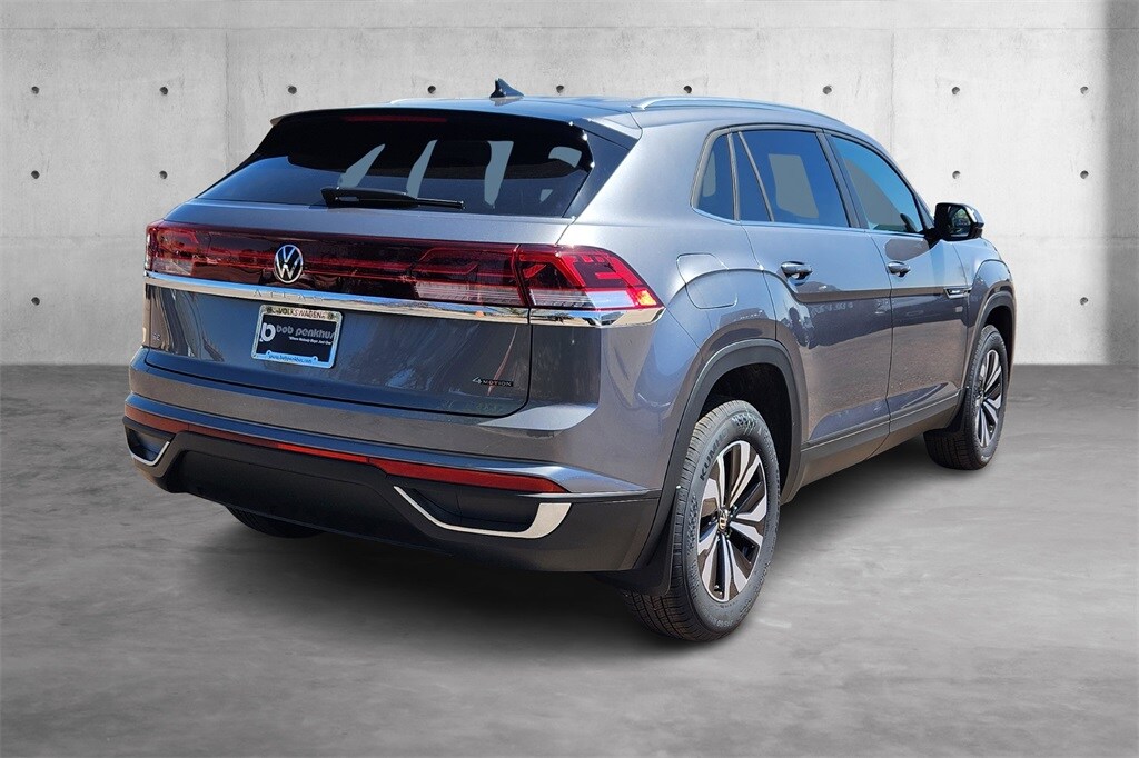 2025 Volkswagen Atlas Cross Sport SE photo 3