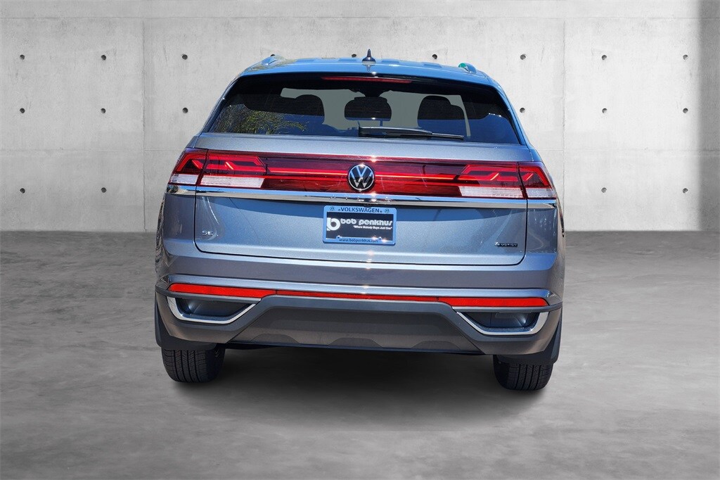 2025 Volkswagen Atlas Cross Sport SE photo 4