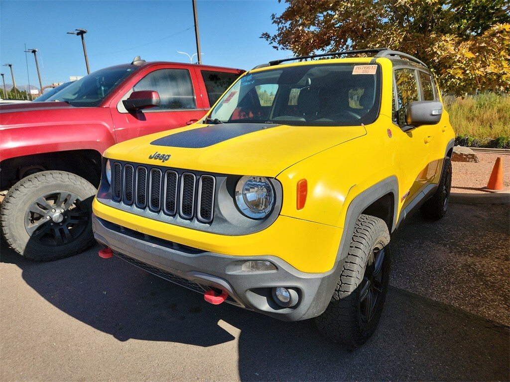 2016 Jeep Renegade Trailhawk photo 3