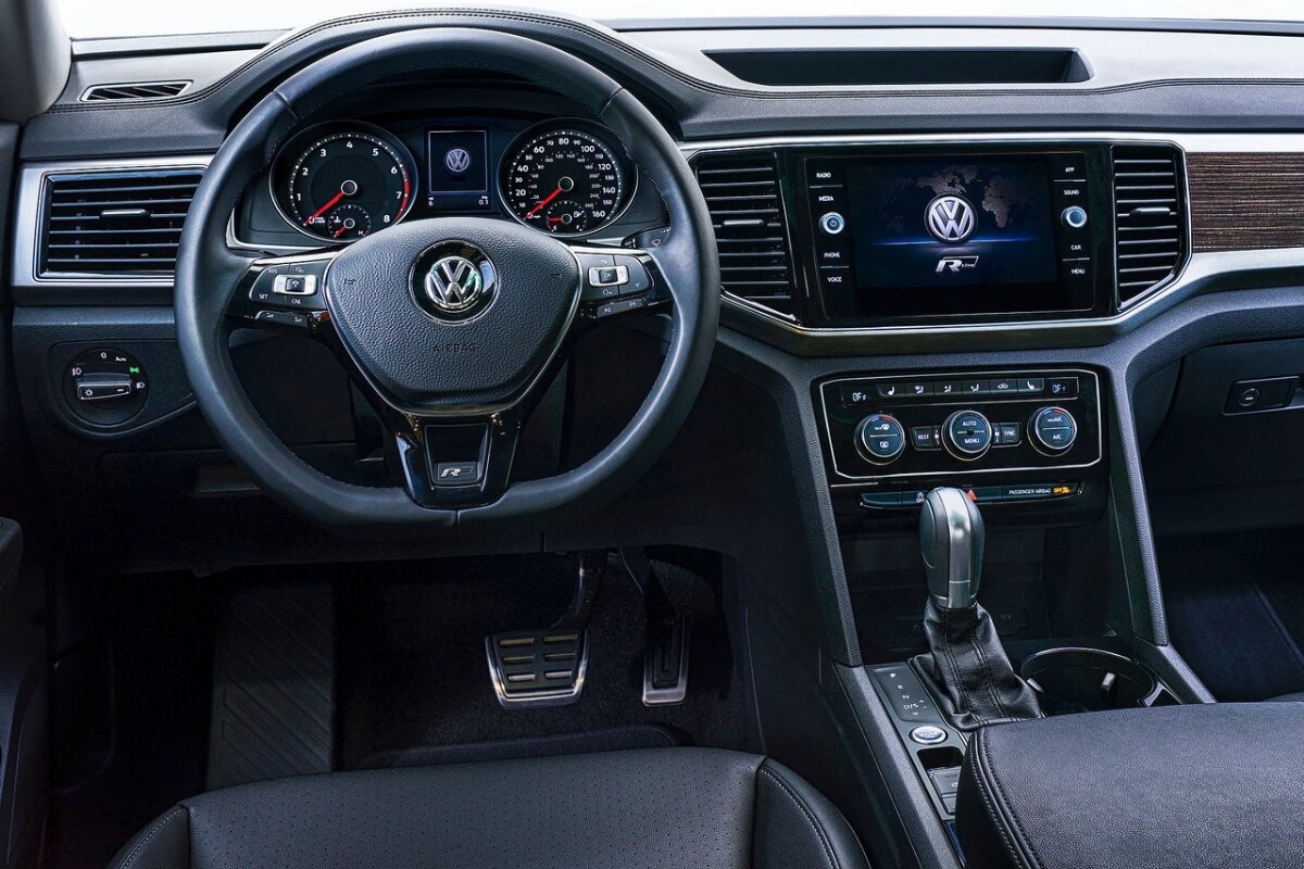 volkswagen atlas interior