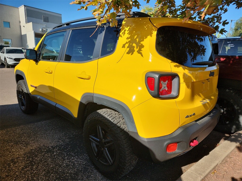 2016 Jeep Renegade Trailhawk photo 4