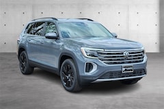 2025 Volkswagen Atlas 2.0T SE w/Technology SUV