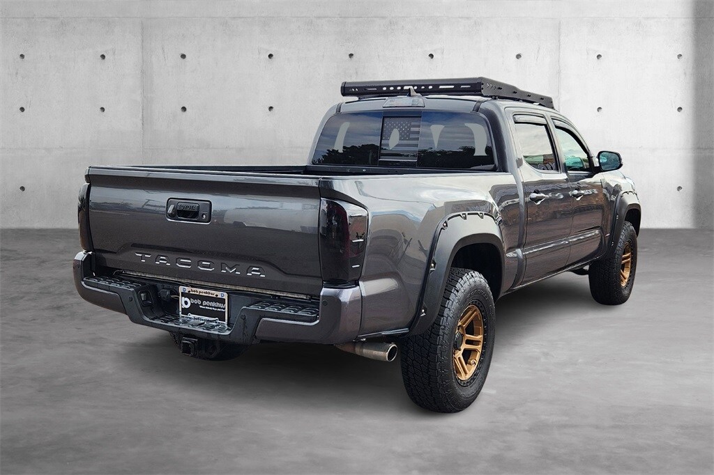 2019 Toyota Tacoma SR5 photo 3