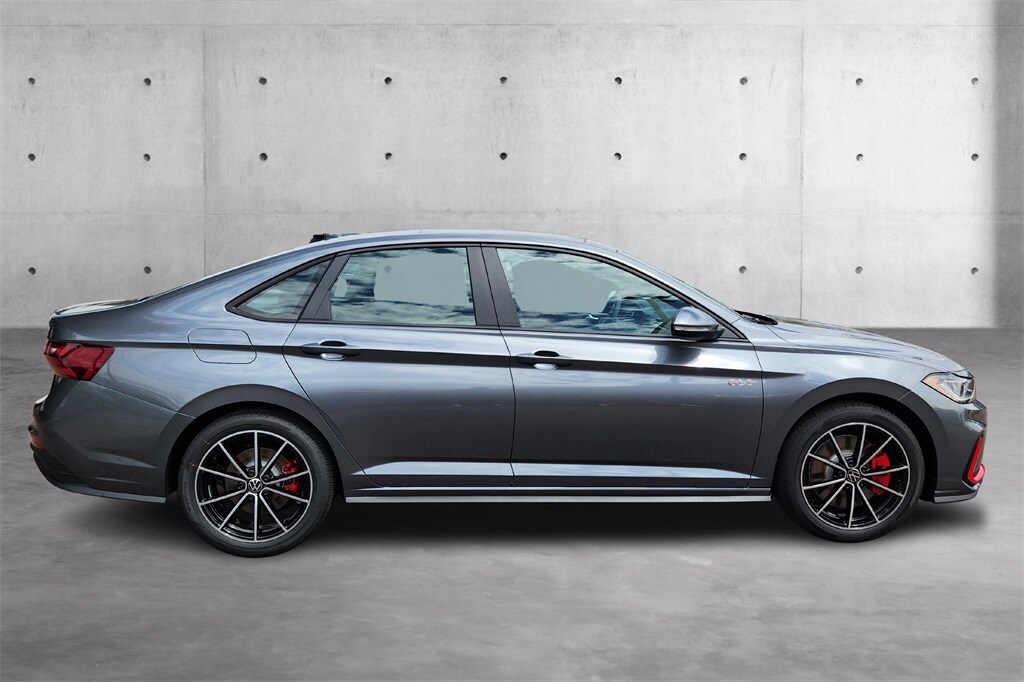 2025 Volkswagen Jetta GLI 2.0T Autobahn photo 2
