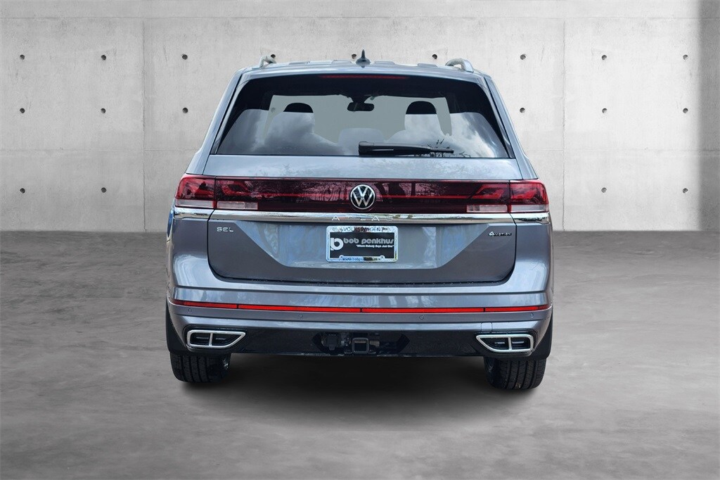 2025 Volkswagen Atlas SEL Premium R-Line photo 4