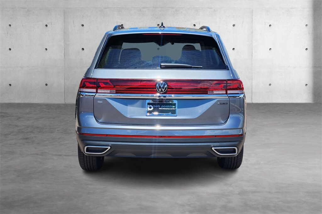 2025 Volkswagen Atlas SE photo 3