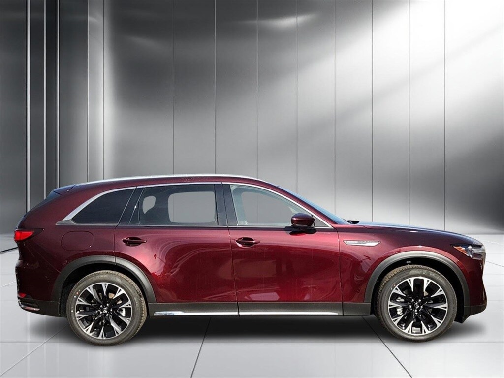 2025 Mazda CX-90 Plug-in Hybrid Premium Plus photo 2