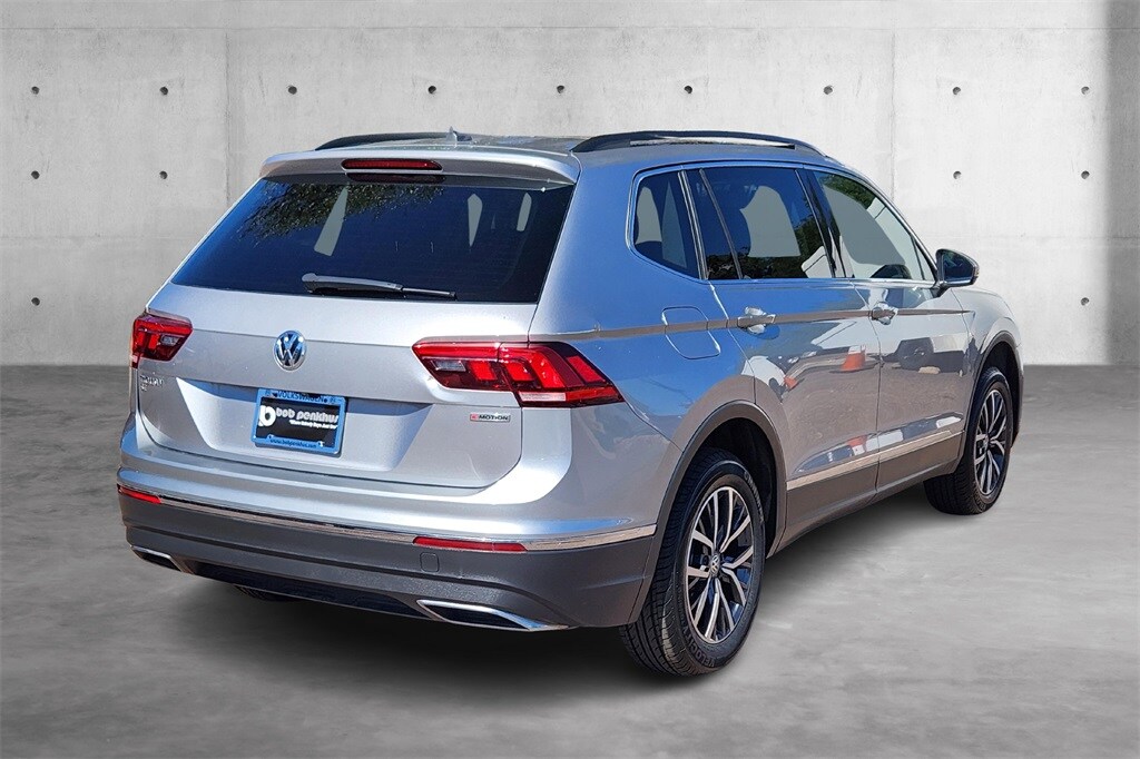 2020 Volkswagen Tiguan SE photo 3
