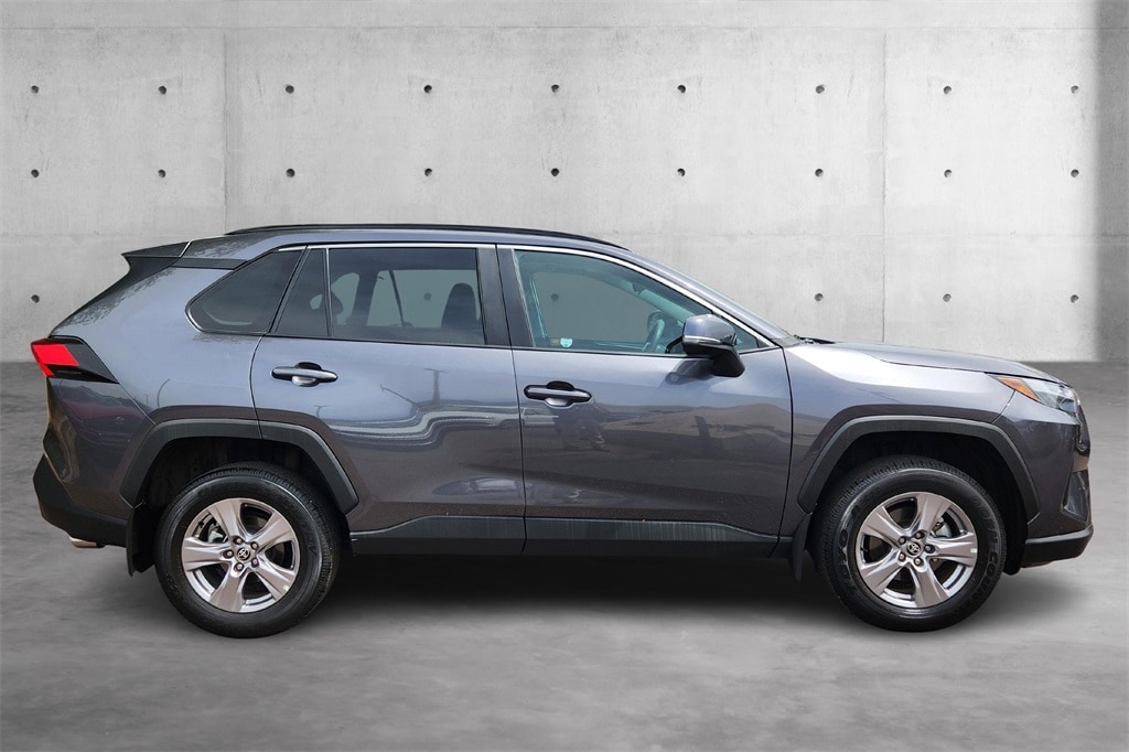 Used 2022 Toyota RAV4 XLE with VIN 2T3P1RFV7NC318043 for sale in Colorado Springs, CO