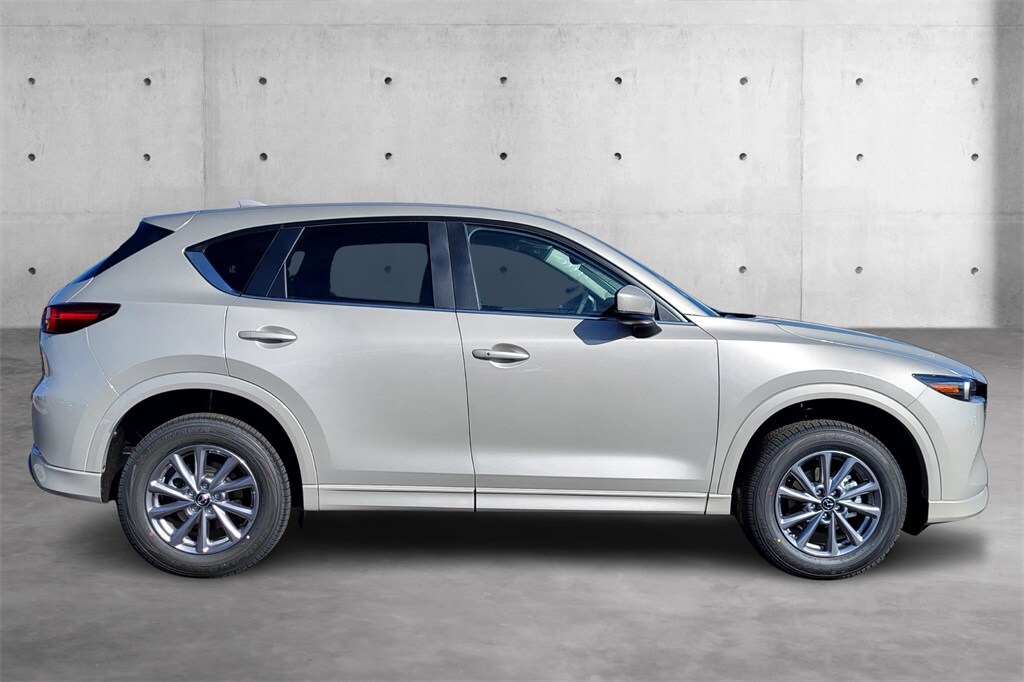 2025 Mazda CX-5 2.5 S Preferred photo 2
