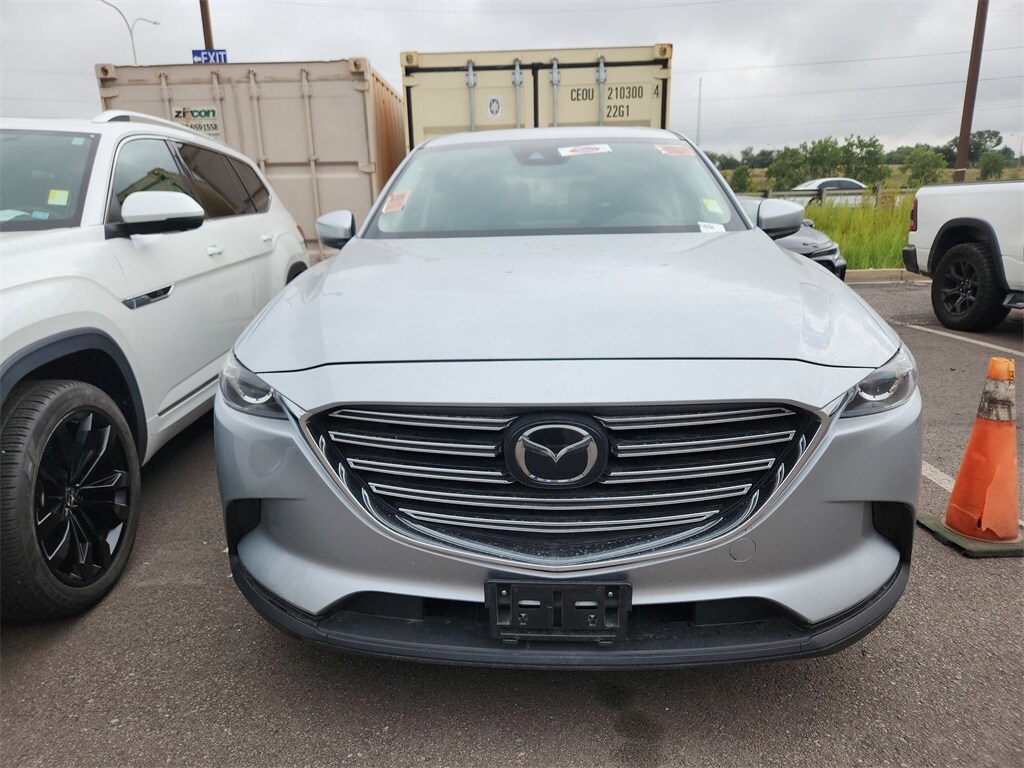 2023 Mazda CX-9 Touring photo 2