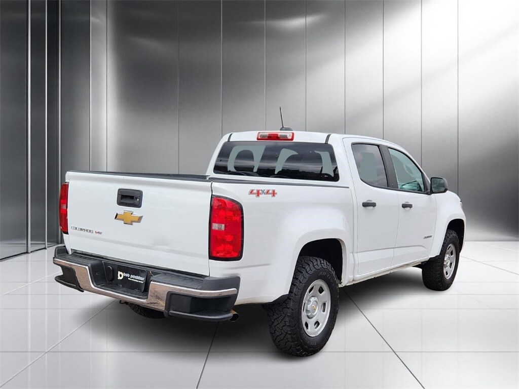 2017 Chevrolet Colorado Work Truck photo 2