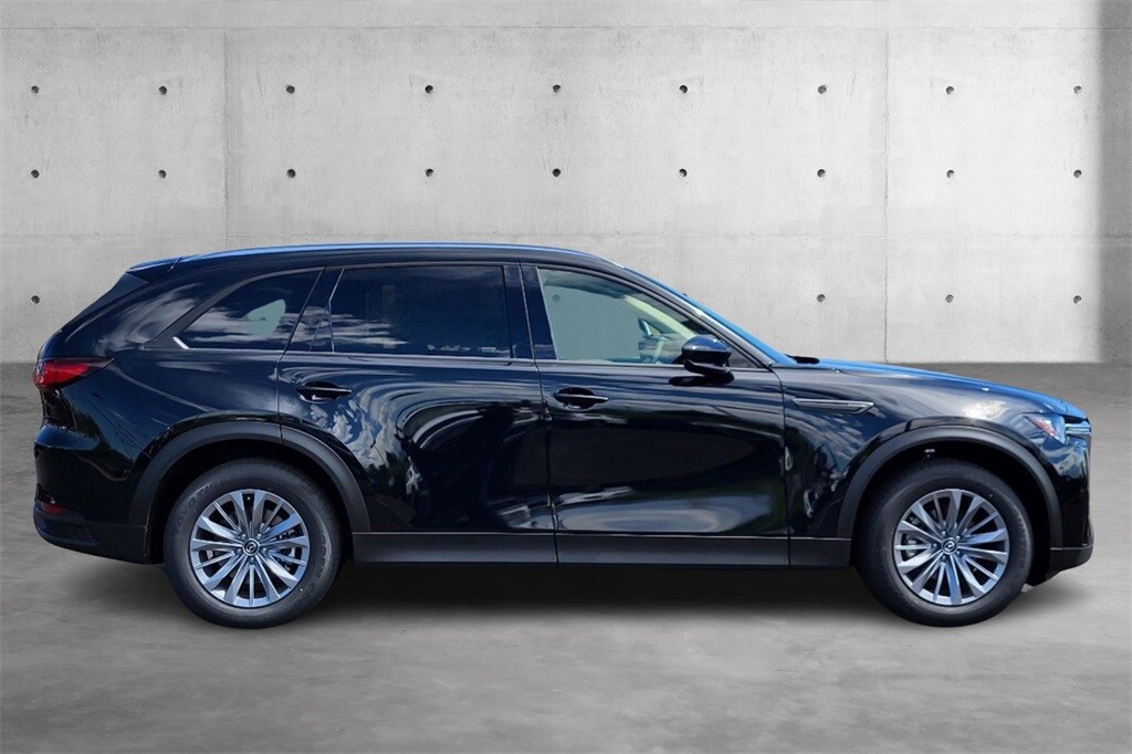 2025 Mazda CX-90 3.3 Turbo Preferred photo 2