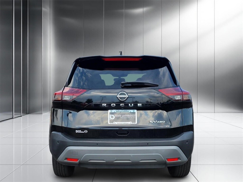 2023 Nissan Rogue SV photo 4