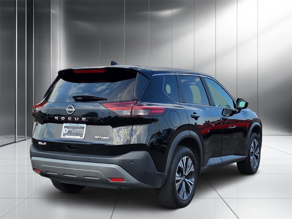 2023 Nissan Rogue SV photo 3