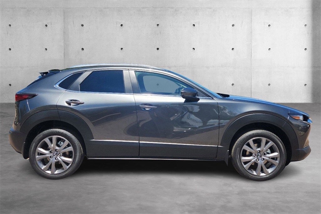 2025 Mazda CX-30 2.5 S Preferred photo 2