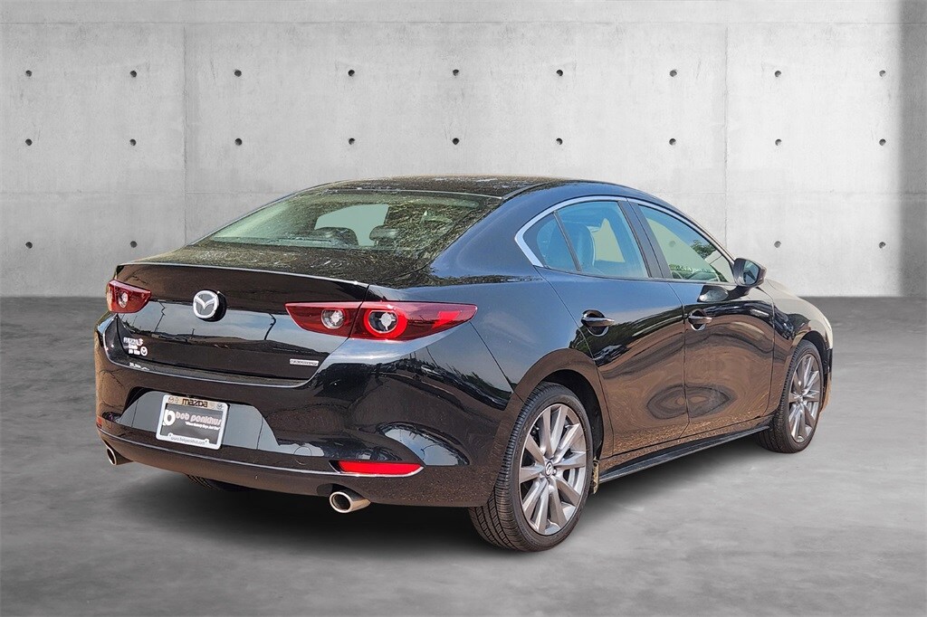 2024 Mazda Mazda3 2.5 s Preferred photo 3
