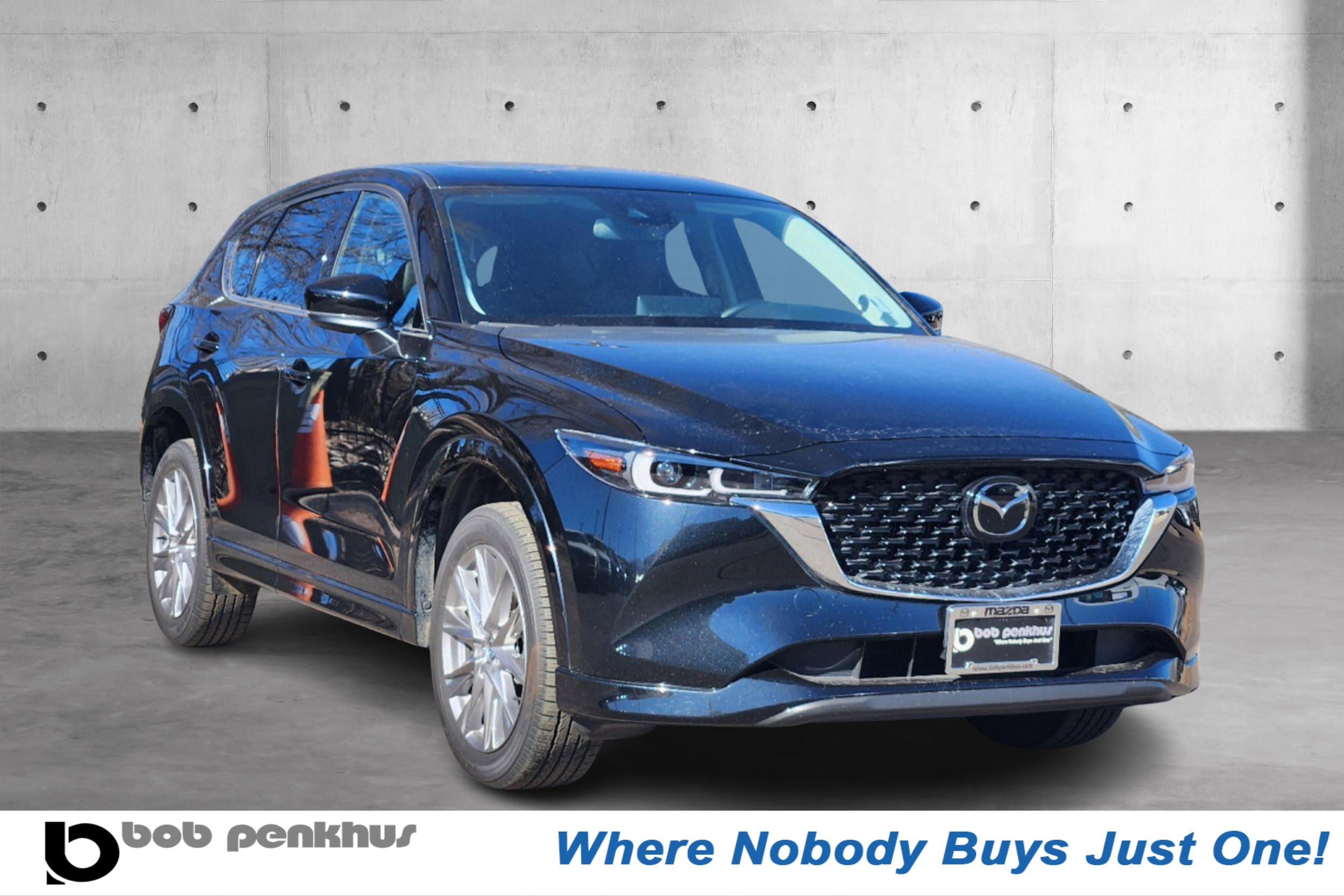 2024 Mazda CX-5 S Premium package's photo