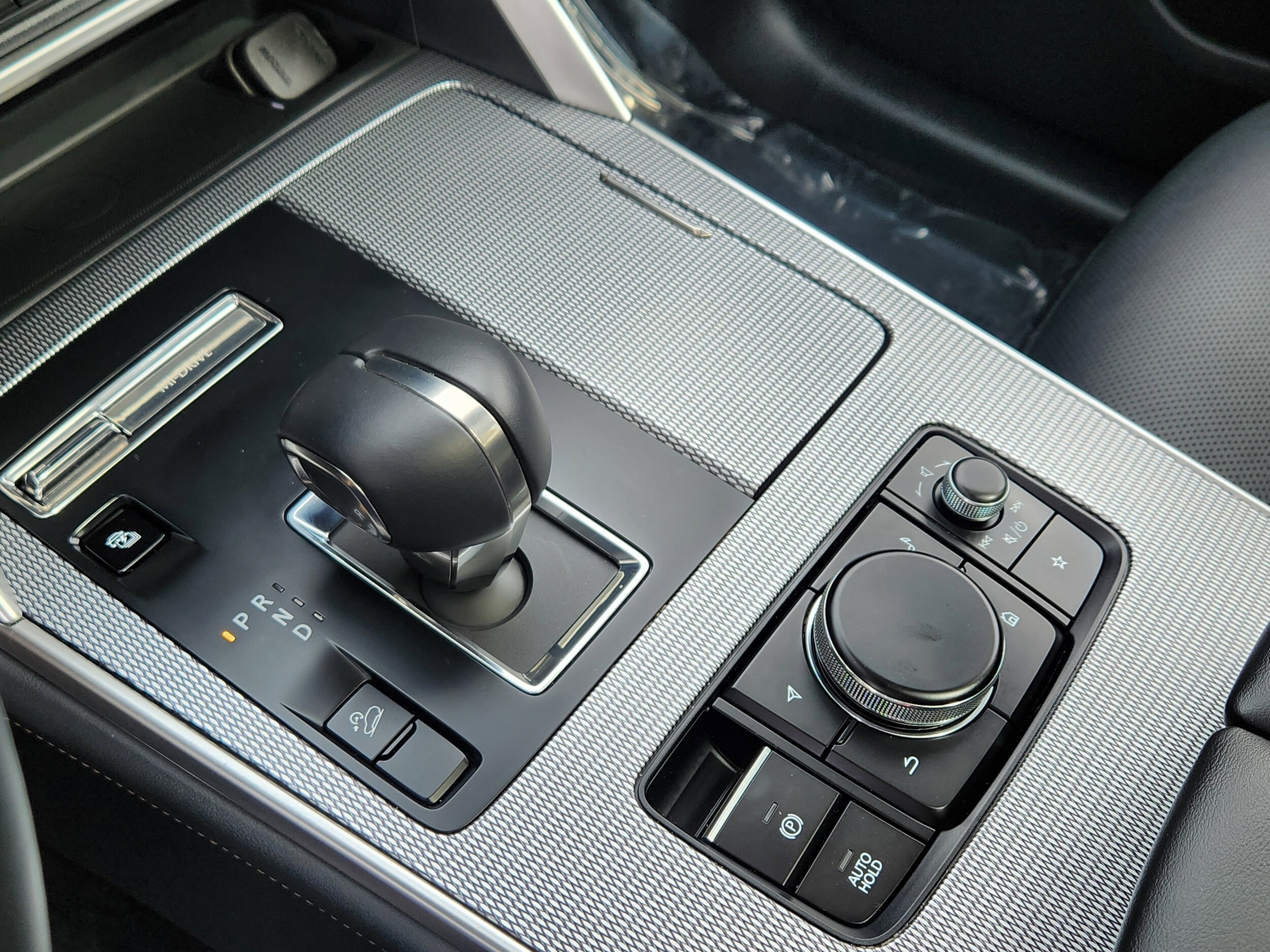 2025 Mazda CX-70 Premium Package - Photo 24