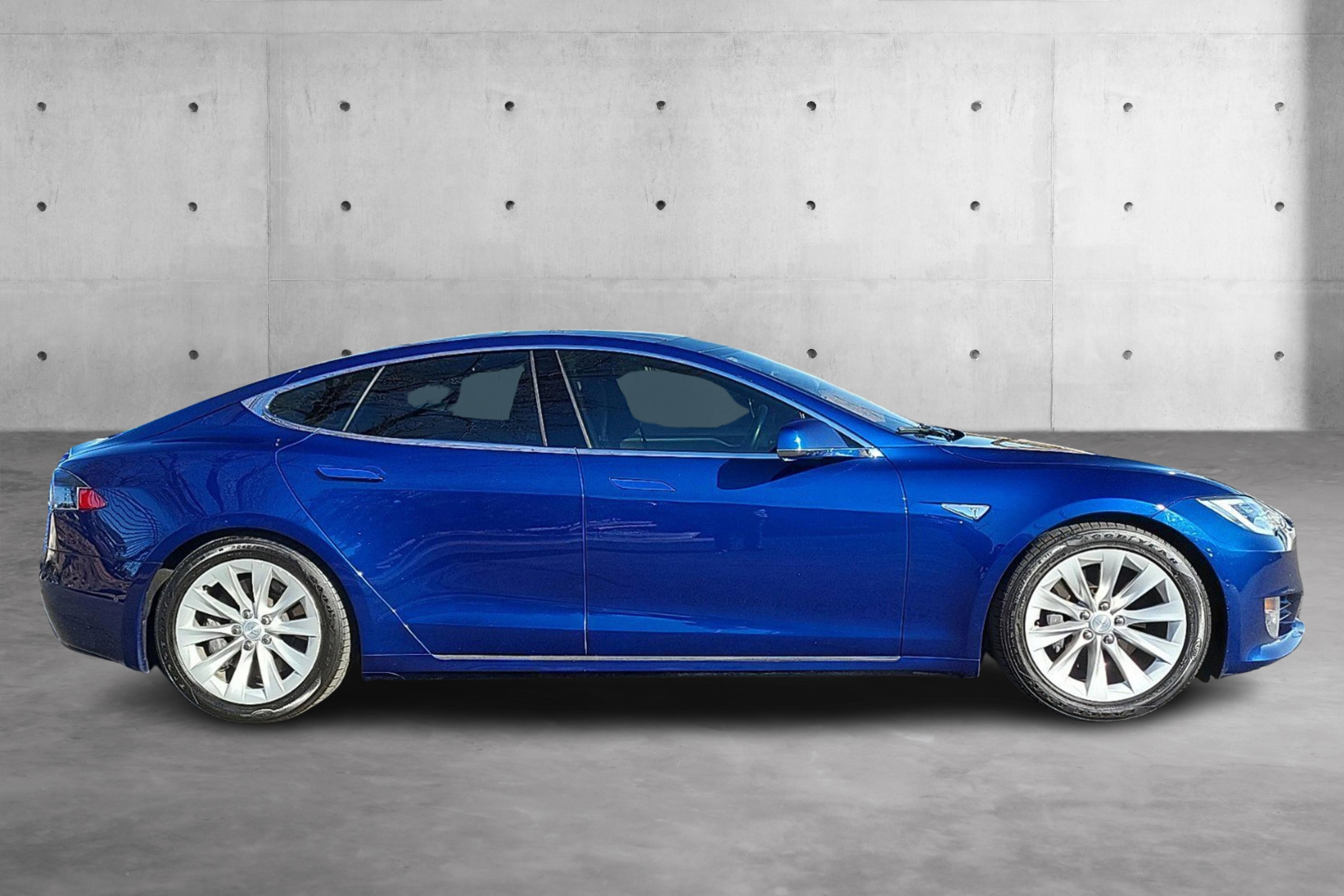 Used 2016 Tesla Model S S with VIN 5YJSA1E27GF149989 for sale in Colorado Springs, CO