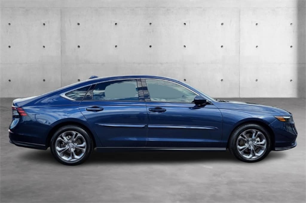 Used 2023 Honda Accord EX Sedan