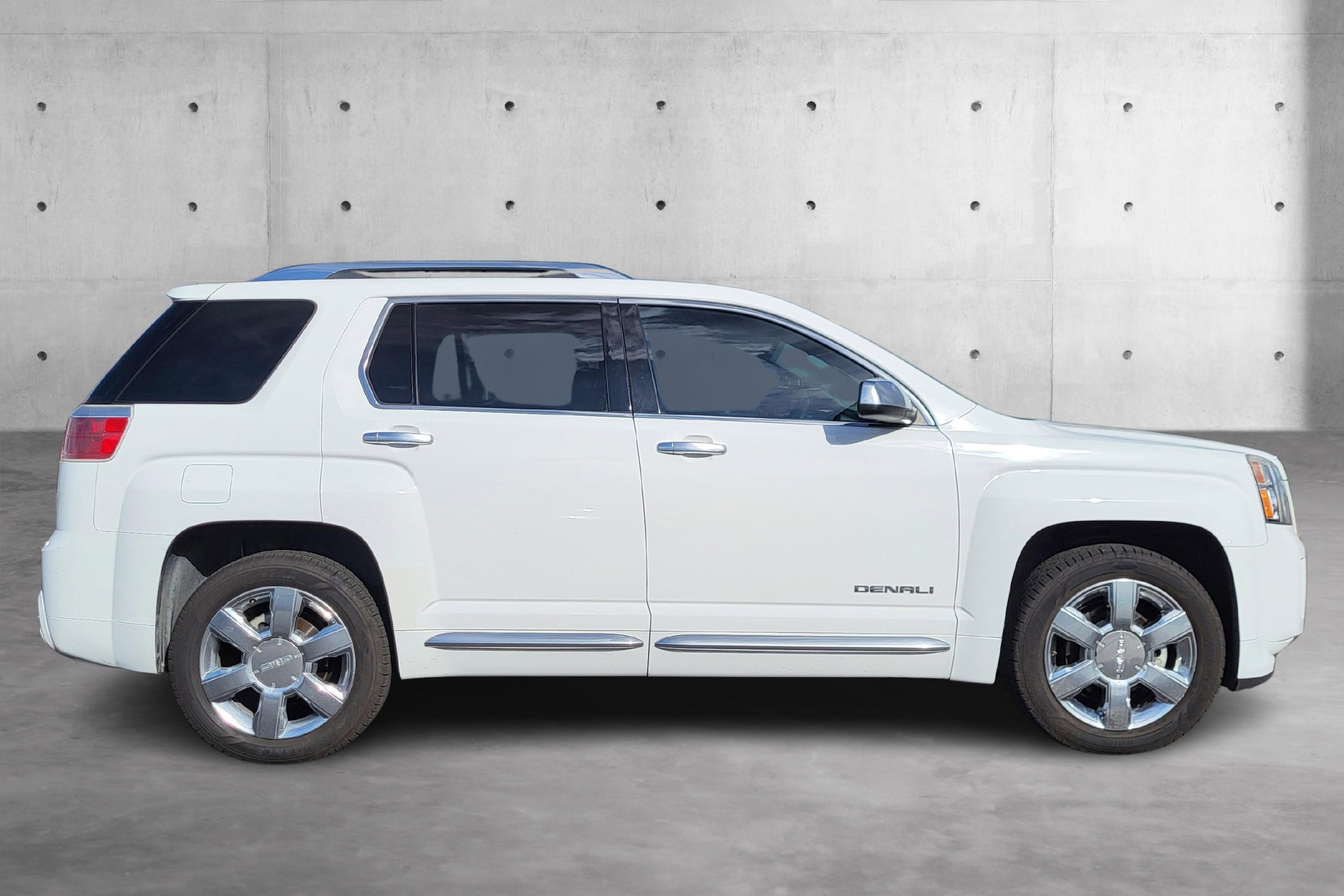 Used 2014 GMC Terrain Denali with VIN 2GKFLZE33E6279035 for sale in Colorado Springs, CO