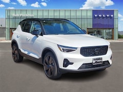 2026 Volvo XC40 B5 Ultra Black Edition SUV