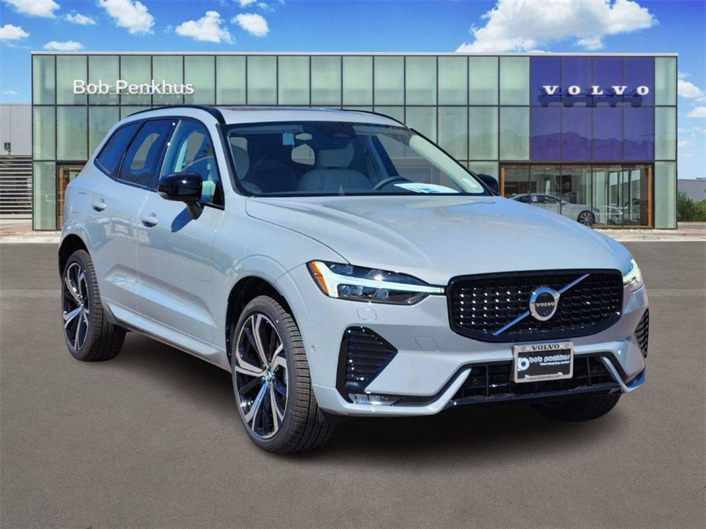 Certified 2025 Volvo XC60 B5 AWD Gas (Mild Hybrid), Gasoline, Dark Theme SUV