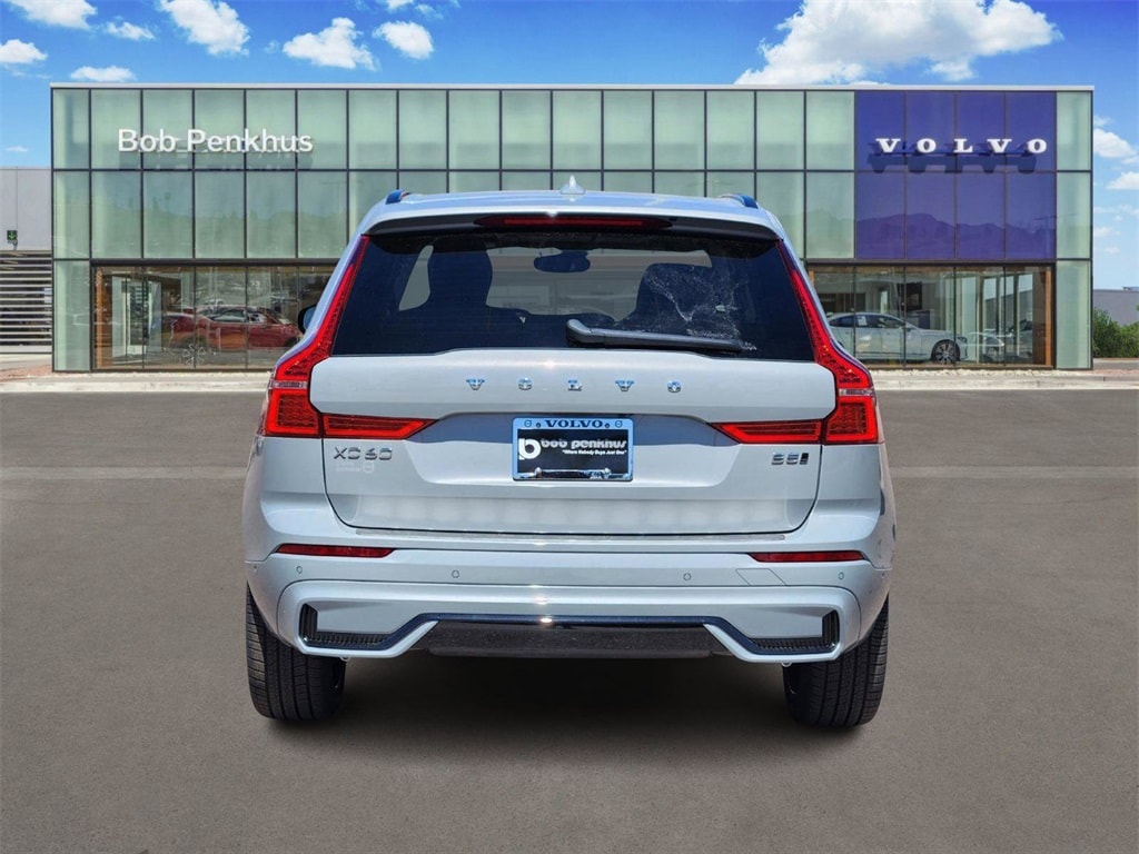 Certified 2025 Volvo XC60 B5 AWD Gas (Mild Hybrid), Gasoline, Dark Theme SUV